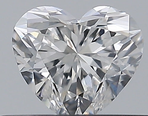 0.38CT HEART VS2 E WH