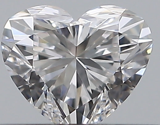 0.31CT HEART VVS2 D WH