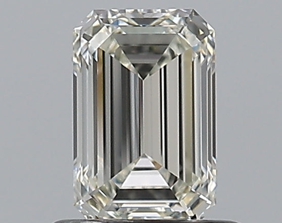 0.77CT EMERALD VVS1 J WH