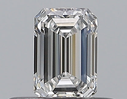 0.31CT EMERALD IF E WH