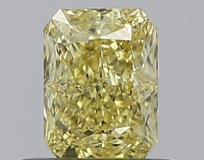 0.58CT L RADIANT SI1 FANCY FANCY