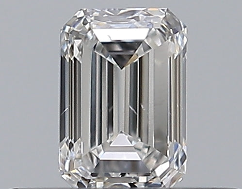 0.30CT EMERALD SI1 E WH