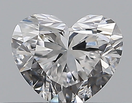 0.31CT HEART VS1 D WH