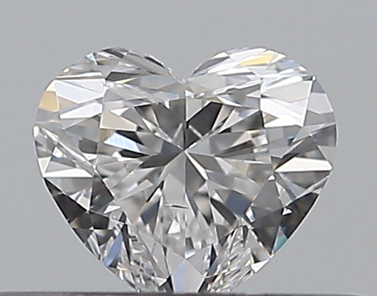 0.30CT HEART VS2 D WH