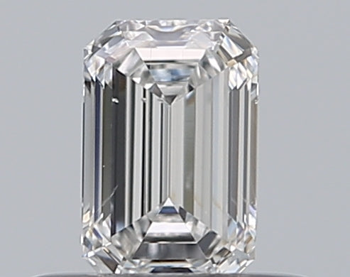 0.35CT EMERALD SI1 E WH