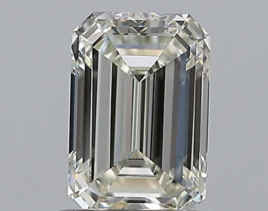 0.65CT EMERALD VVS2 J WH