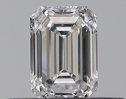 0.30CT EMERALD SI1 E WH