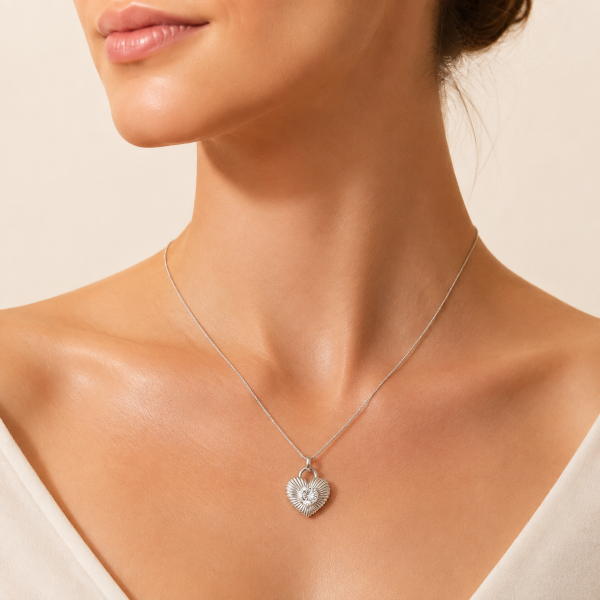 1.5CT Round Cut Lab Grown Diamond Heart Shaped Pendant Necklace