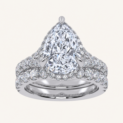 4.53 CT Pear Cut Certified Lab Grown Diamond Bridal Set