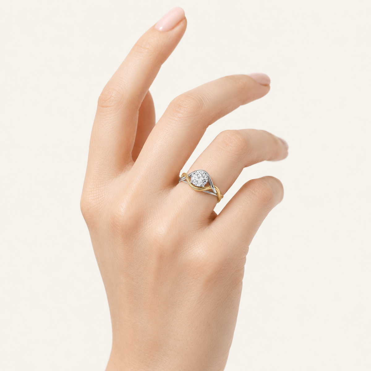 1.5CT Round Cut Lab Grown Diamond Solitaire Engagement Ring