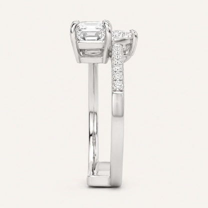 1.50 CT Emerald And Pear Cut Lab Grown Diamond Toi et Moi Ring
