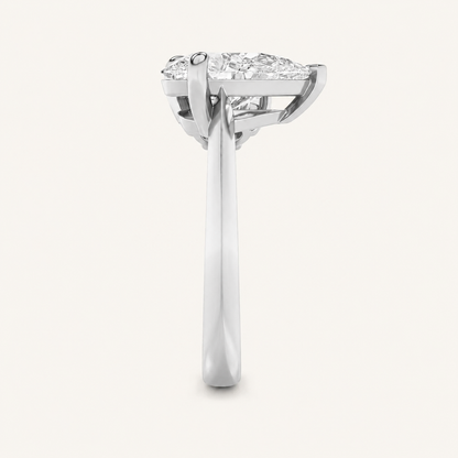 3.00 CT Pear Cut And Round Cut Lab Grown Diamond Toi et Moi Ring