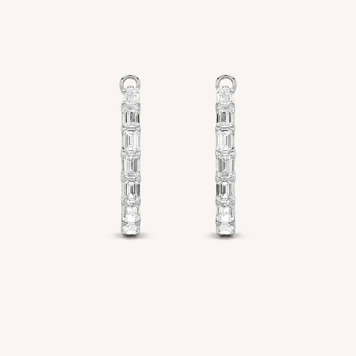 4CT Emerald Cut Diamond Earring